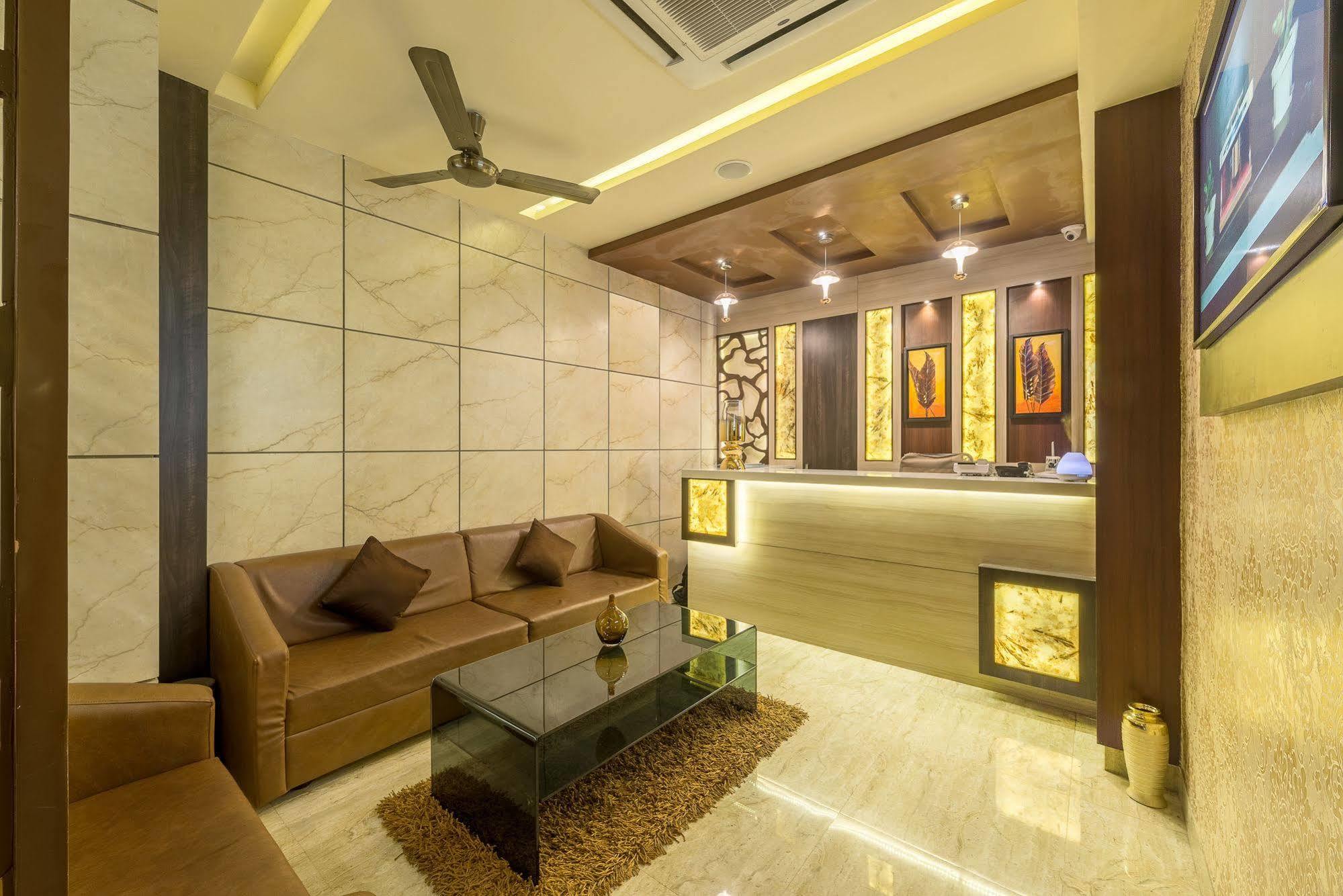 Treebo Nestlay Airport Alandur Hotel Csennai Kültér fotó